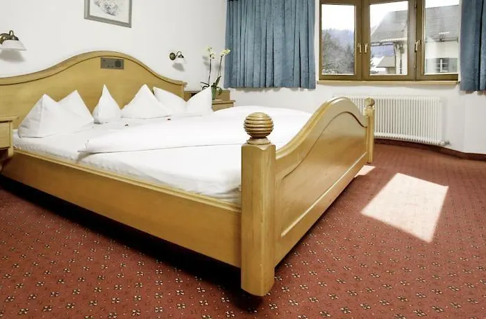 Kirchenwirt Otel Reith im Alpbachtal