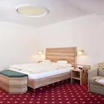 Szálloda Kirchenwirt 4*